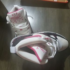 Men Flight 13  Mid Jordans